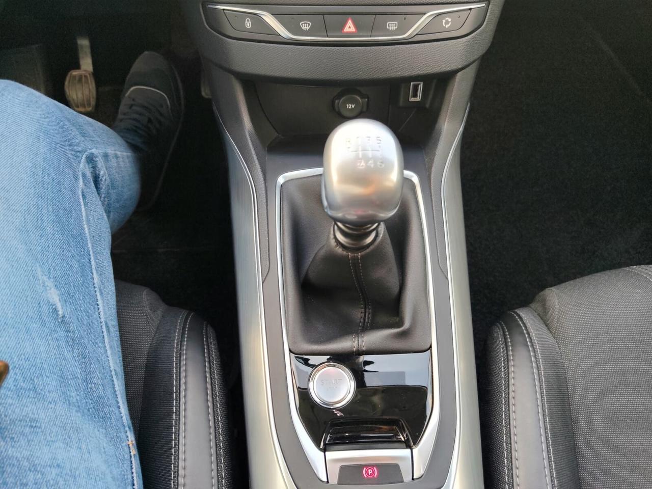 PEUOGET 308 1.6 HDI 120 CV ALLURE