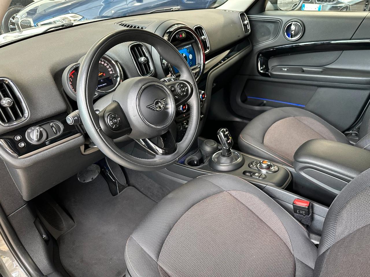 Mini Countryman Cooper D 2.0 Baker Street Auto - LED - 18" - Navi - Carplay