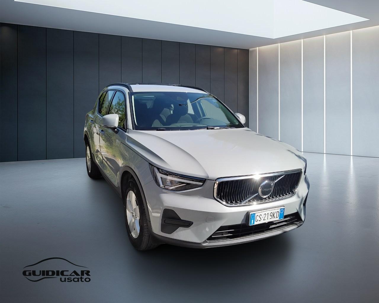 VOLVO XC40 2023 - XC40 1.5 t2 Essential auto