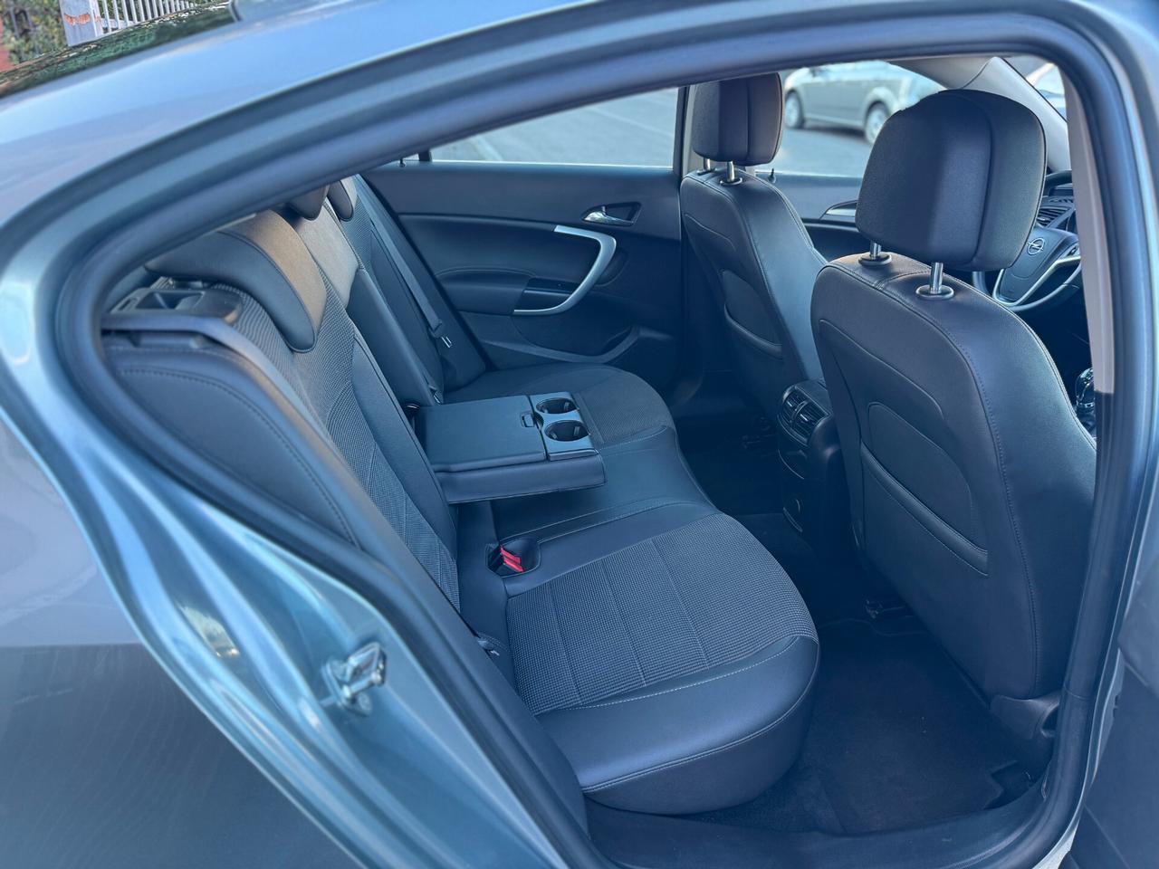 Opel Insignia 1.6 Turbo 180CV 4 porte Elective