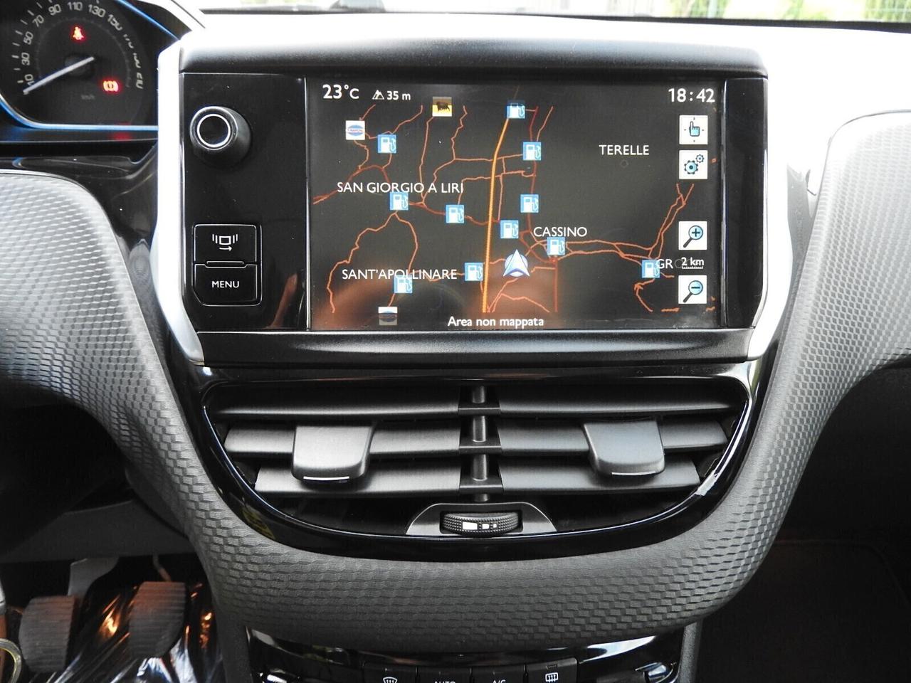Peugeot 2008 1.6 e-HDi 92 CV NEOP. NAVI