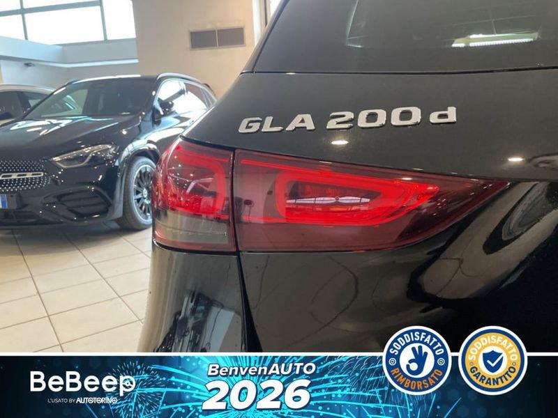 Mercedes-Benz GLA 200 D PREMIUM AUTO