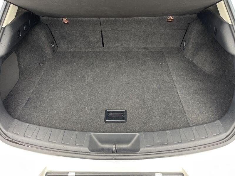Lexus UX 250h 2.0 Luxury 2wd cvt
