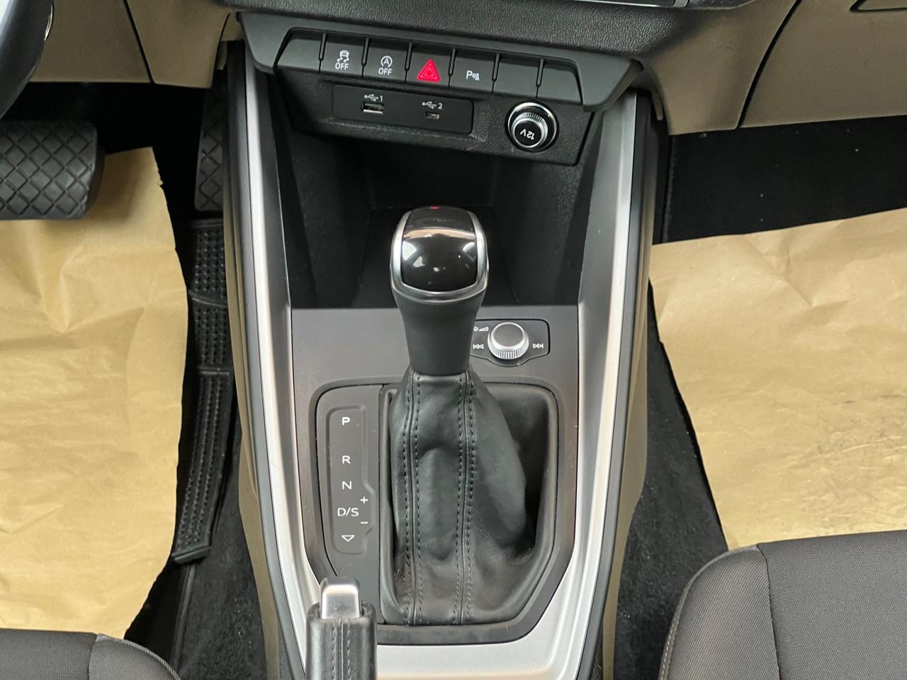 Audi A1 citycarver/allstreet 30 TFSI S tronic Identity Contrast