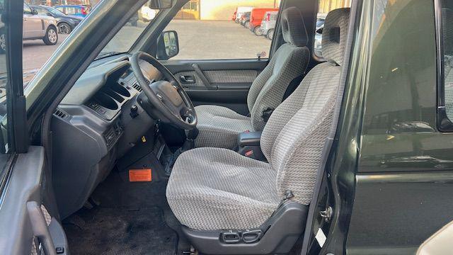 MITSUBISHI Pajero 2.5 TDI Metal-top SS GLS Exec.