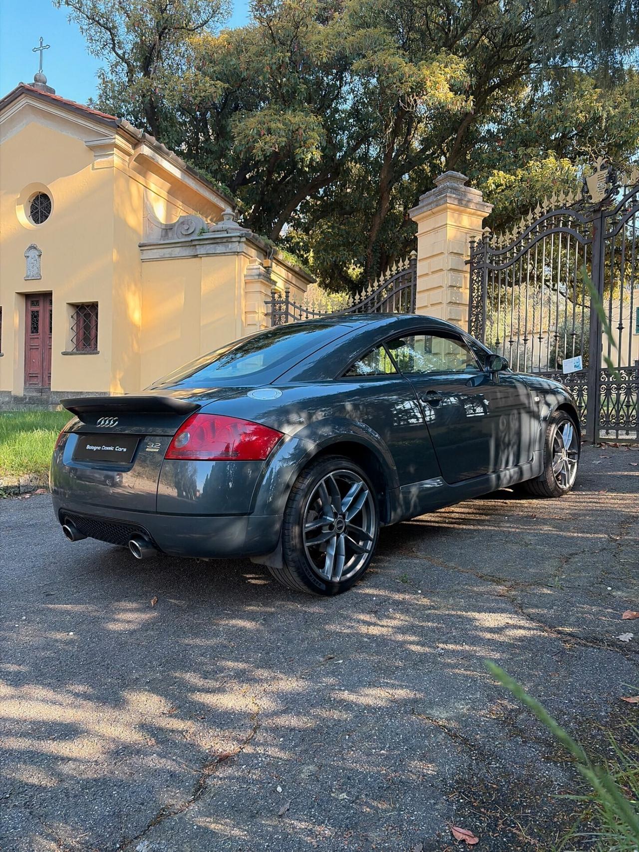 Audi TT 3.2 V6 quattro Book Service Tagliandi Certificati