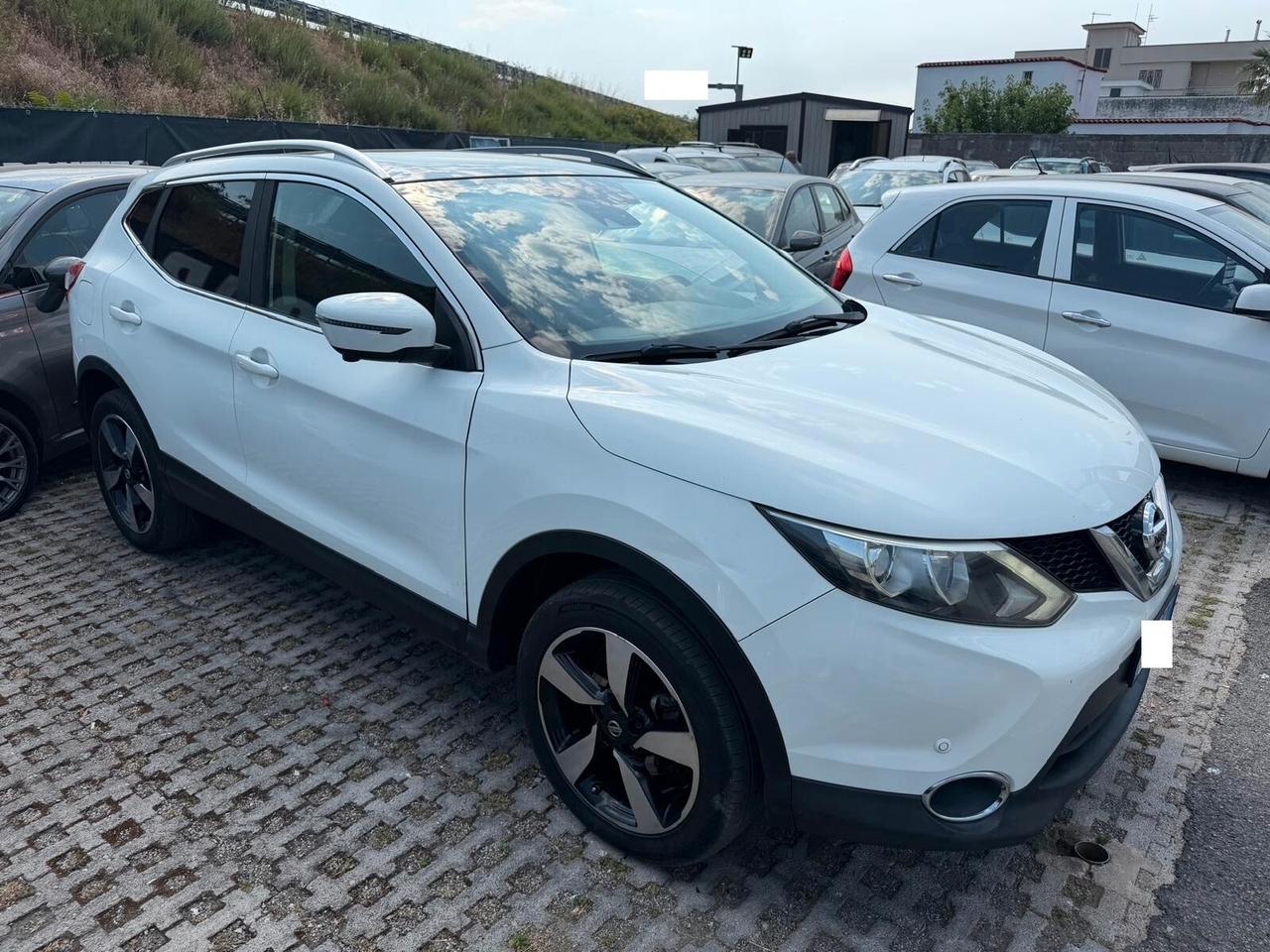 Nissan Qashqai 1.5 dCi Tekna-03/2015
