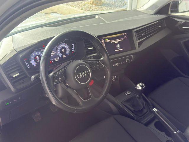 AUDI A1 citycarver 30 TFSI Admired