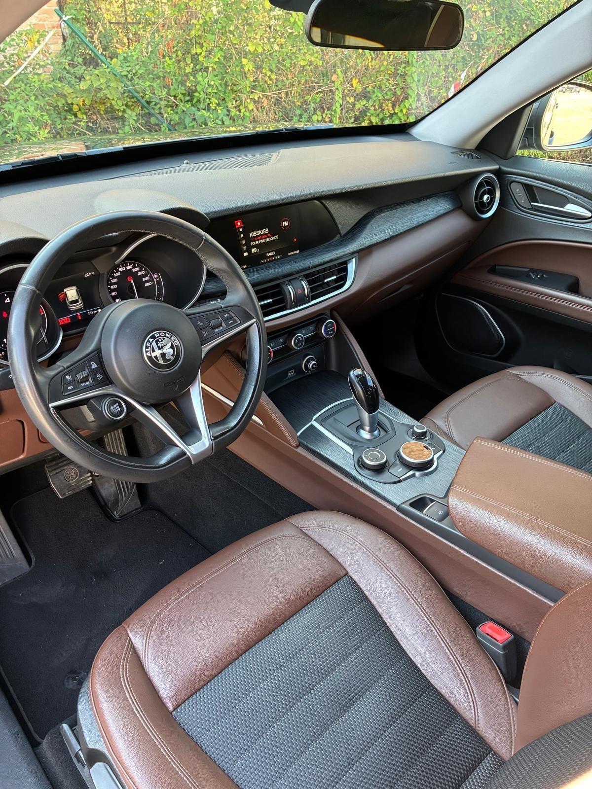 Alfa Romeo Stelvio 2.2 Turbodiesel 190 CV AT8 RWD Super