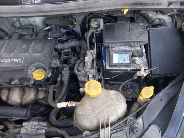 OPEL Corsa 1.2 3 porte Sport NEOPATENTATI