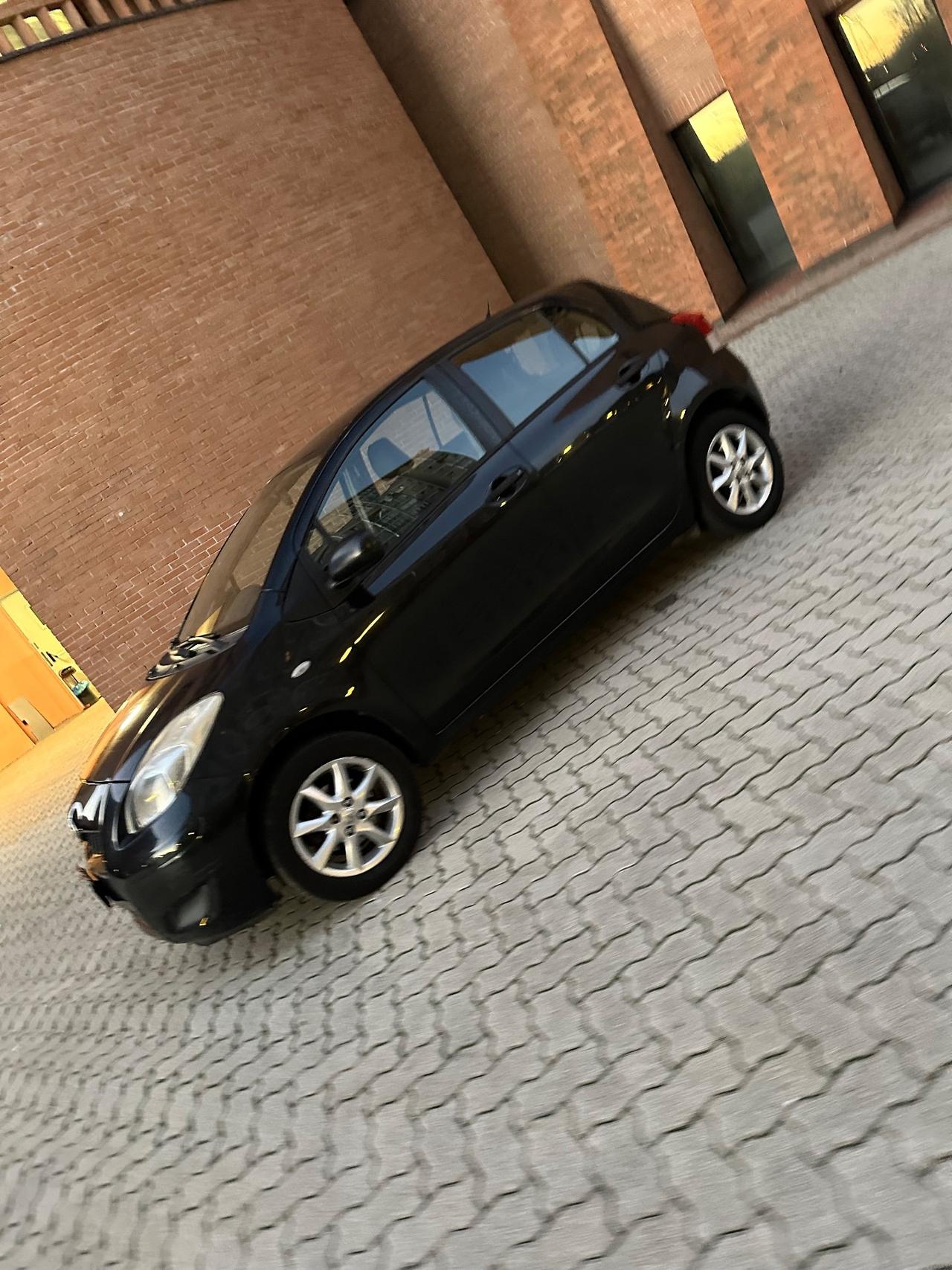 Toyota Yaris 1.0 5 porte Now