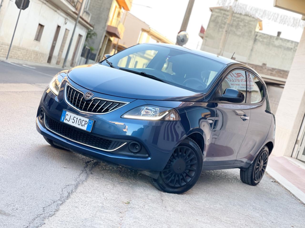 Lancia Ypsilon 1.0 FireFly 5 porte Hybrid Ecochic