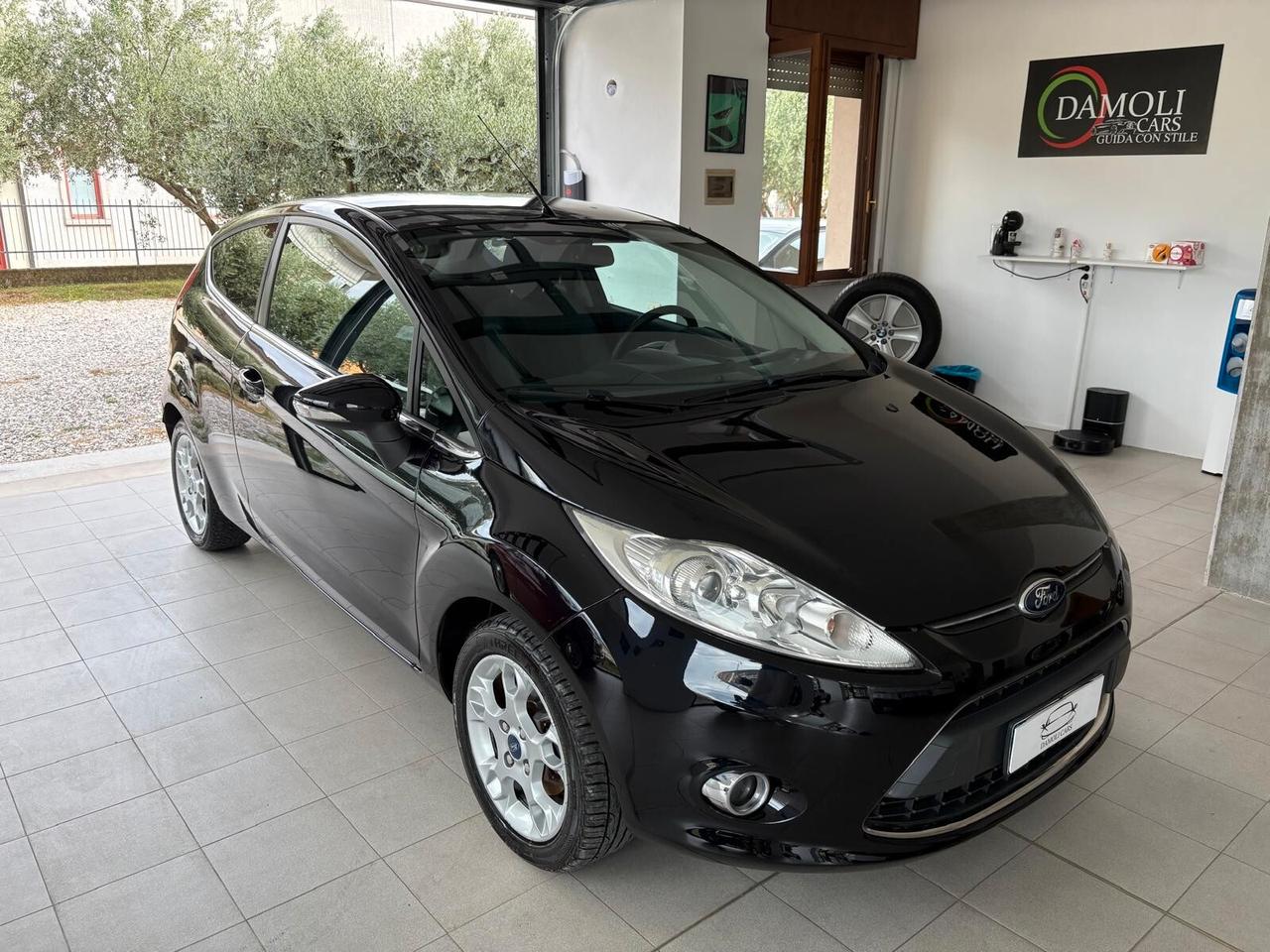 Ford Fiesta FORD FIESTA 1.2 TITANIUM 3P.