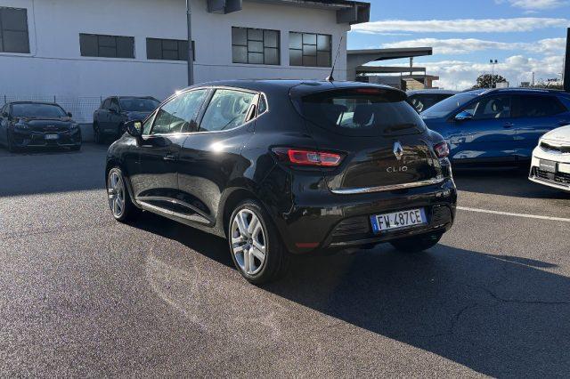 RENAULT Clio dCi 8V 75 CV 5 porte Moschino Intens