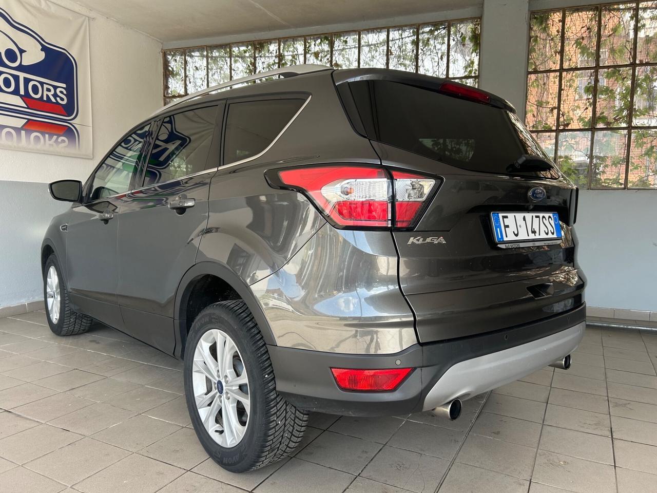 Ford Kuga 1.5 TDCI 120 CV S&S 2WD Powershift Titanium