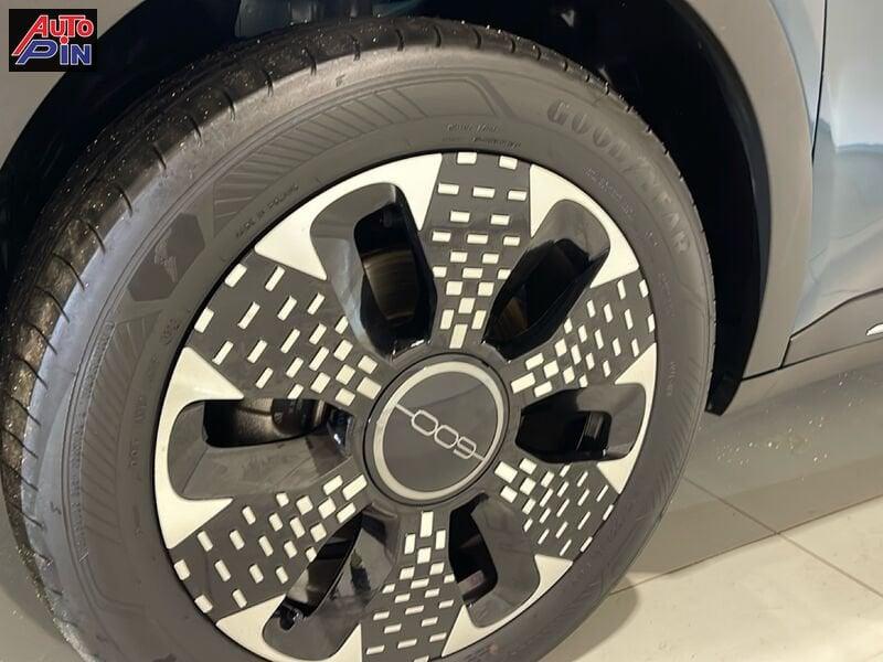 FIAT 600 600 Hybrid 136 CV DCT MHEV La Prima