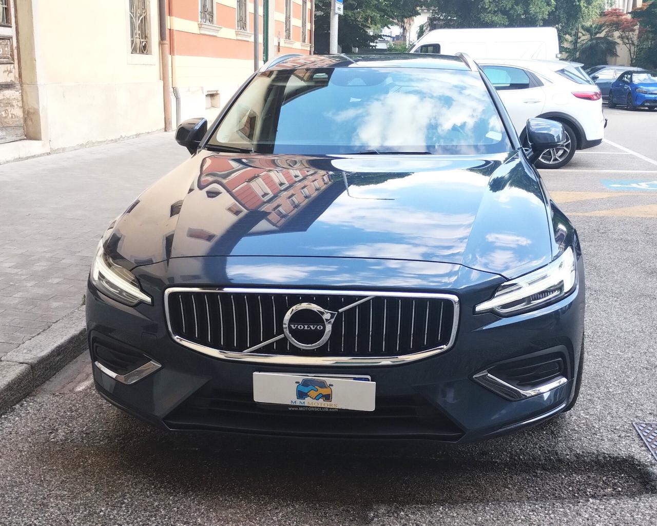 Volvo V60 B4 (d) Geartronic Inscription