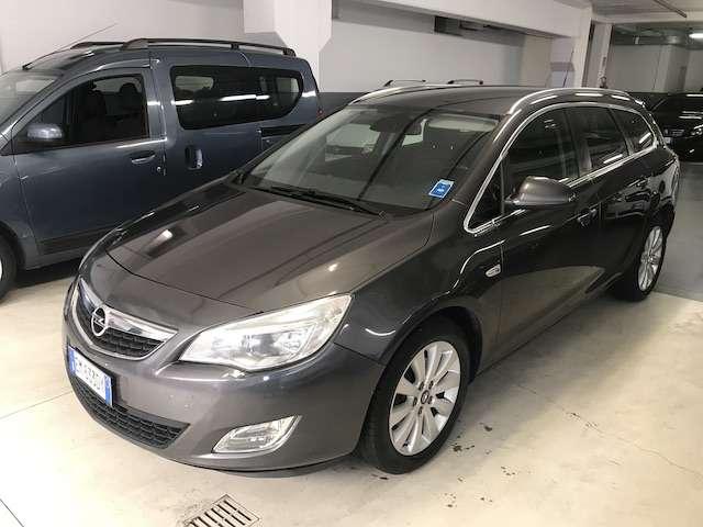 Opel Astra Sports Tourer Sports Tourer 1.7 cdti Cosmo 110cv