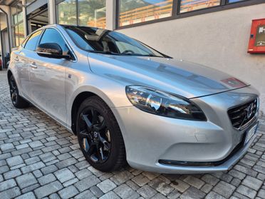 Volvo V40 T2