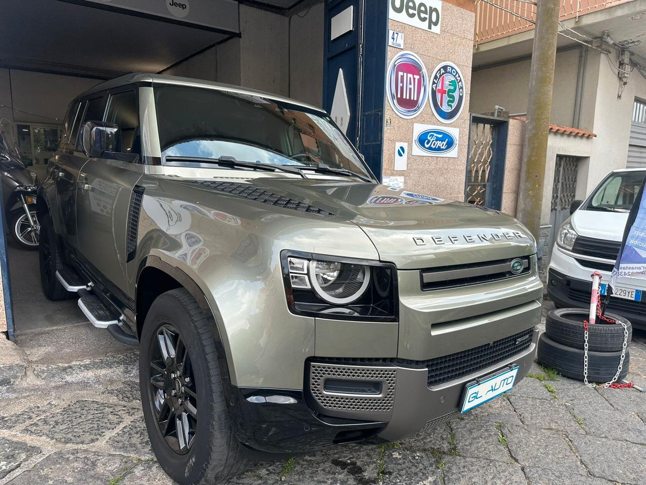 Land Rover Defender 90 3.0D I6 200 CV AWD Auto X-Dynamic S