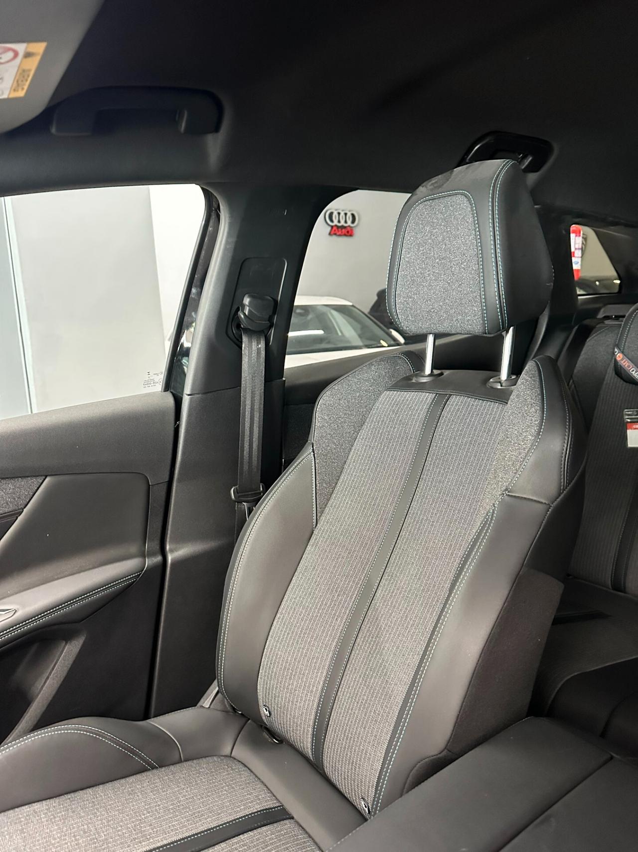 Peugeot 3008 BlueHDi 130 S&S EAT8 Allure Pack