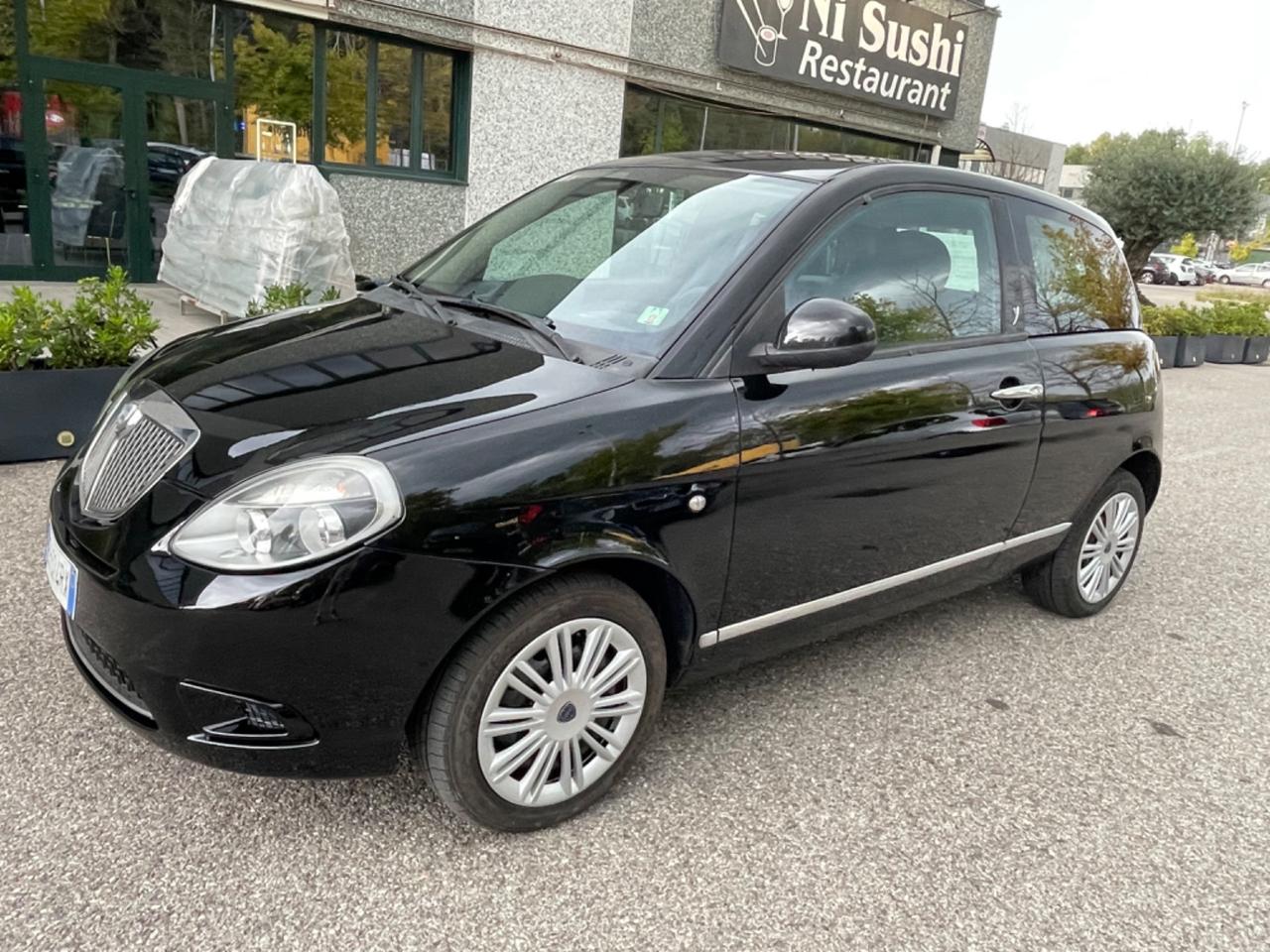 Lancia Ypsilon 1.2 69 CV*Neopatentati*Solo 83000km*