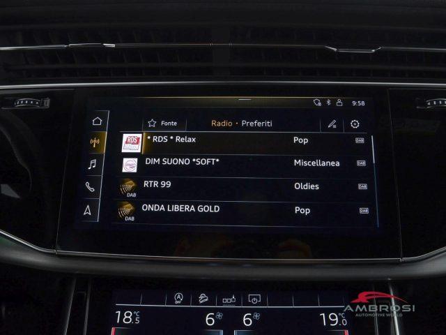 AUDI Q8 Q8 50 TDI 286 CV quattro tiptronic Sport