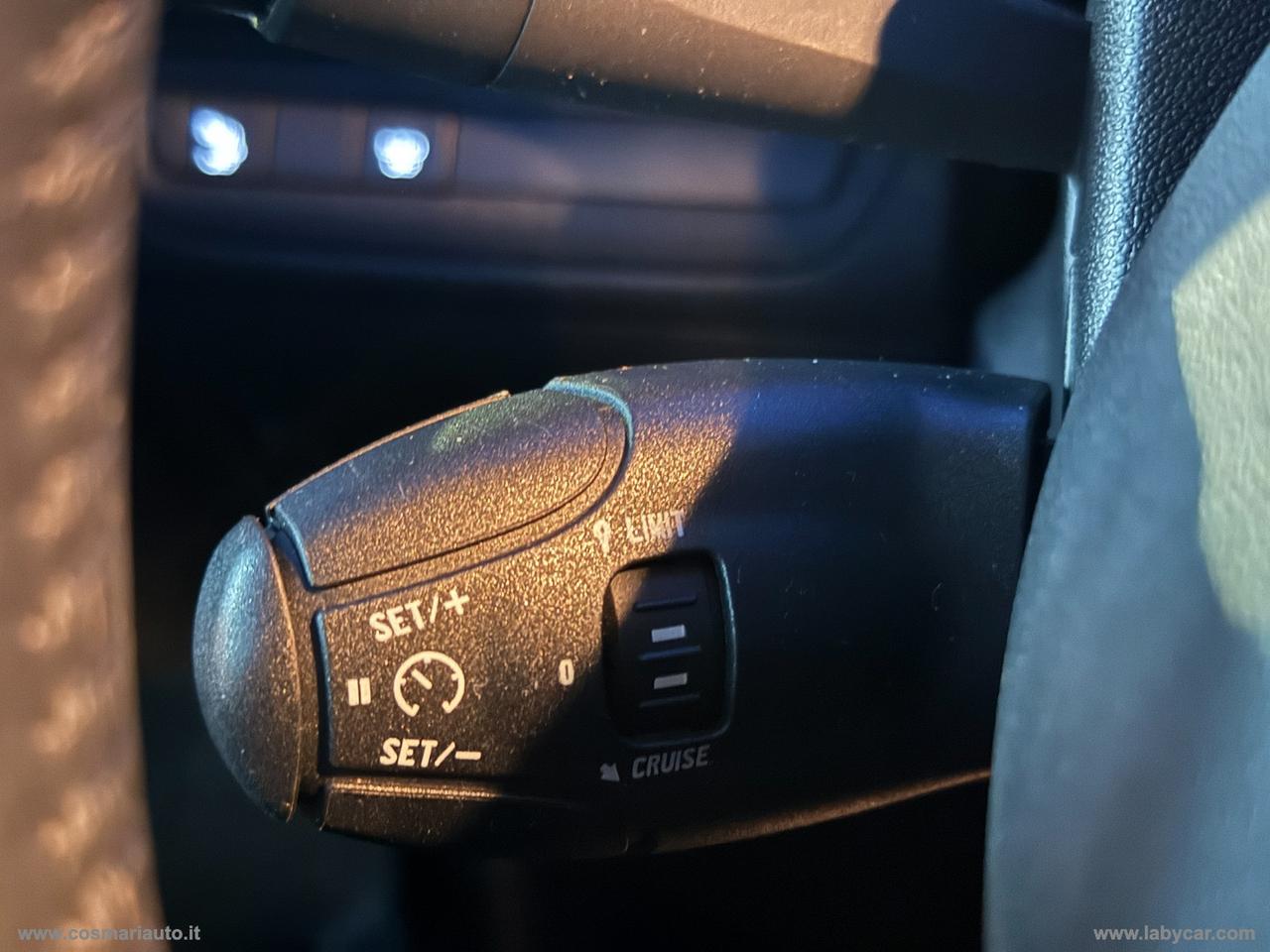 PEUGEOT 2008 BlueHDi 100 S&S Allure