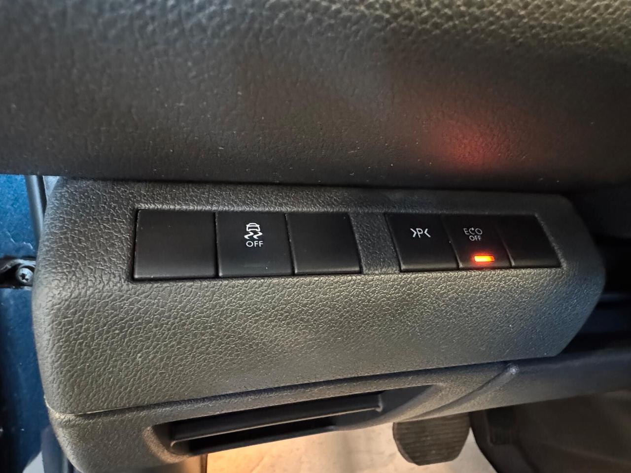 Peugeot 5008 1.6 BLUEHDI 120CV EAT6 ALLURE 7POSTI 2015