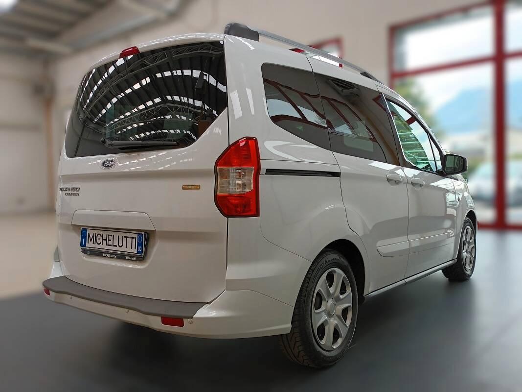 Ford Tourneo Courier 100cv plus