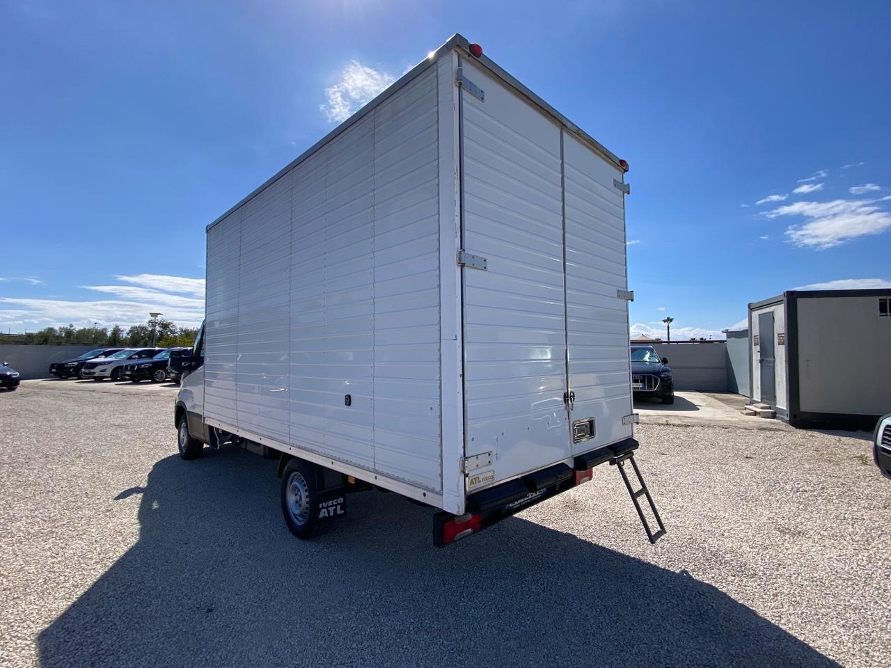 Iveco Daily 35S15 2.3 MTJ ALLESTIMENTO BOX UNICO PROPIETARIO 145CV