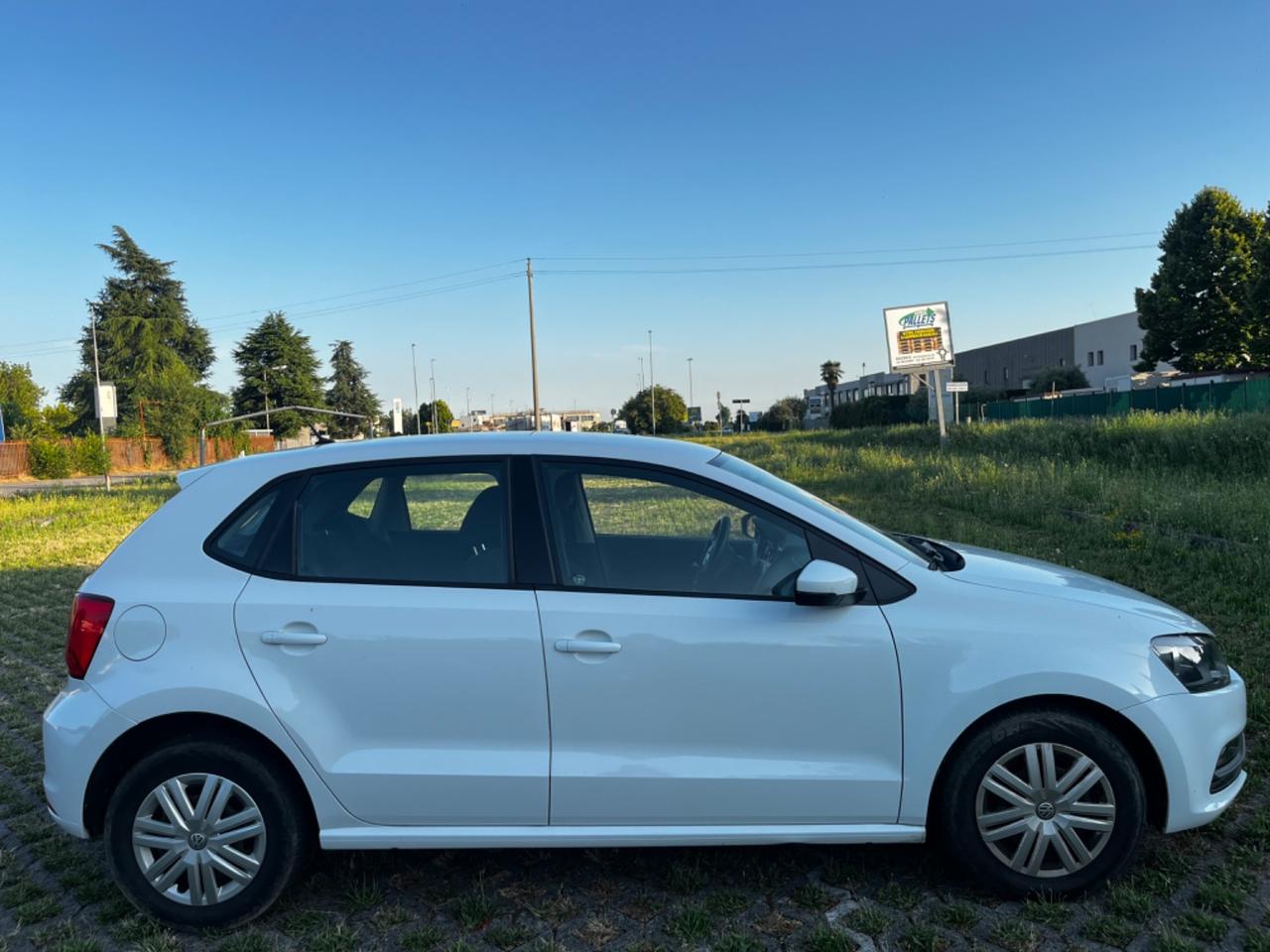 Volkswagen Polo 1.4 TDI 5p. Business
