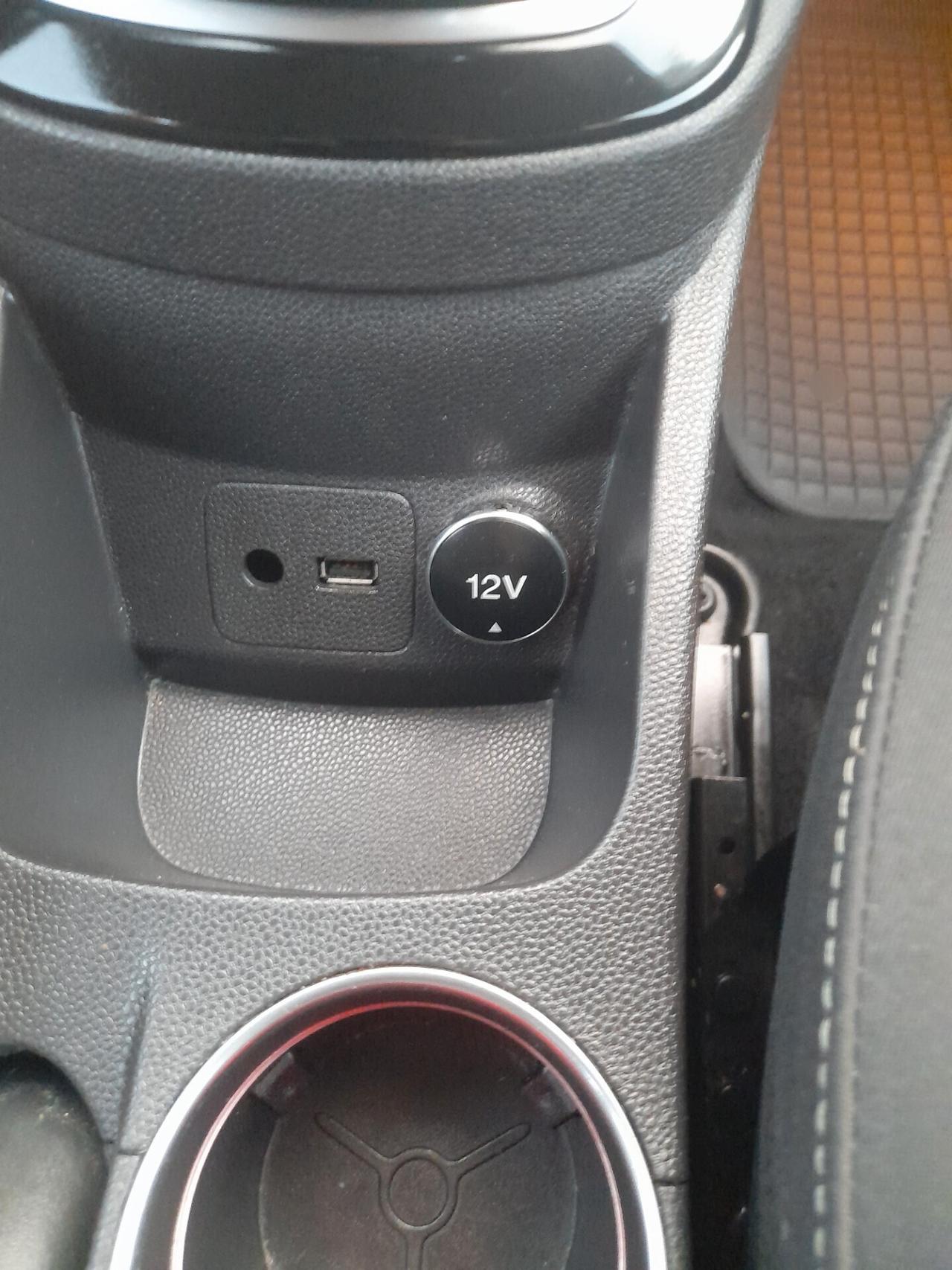Ford Fiesta 1.5 TDCi 75CV 5 porte Titanium