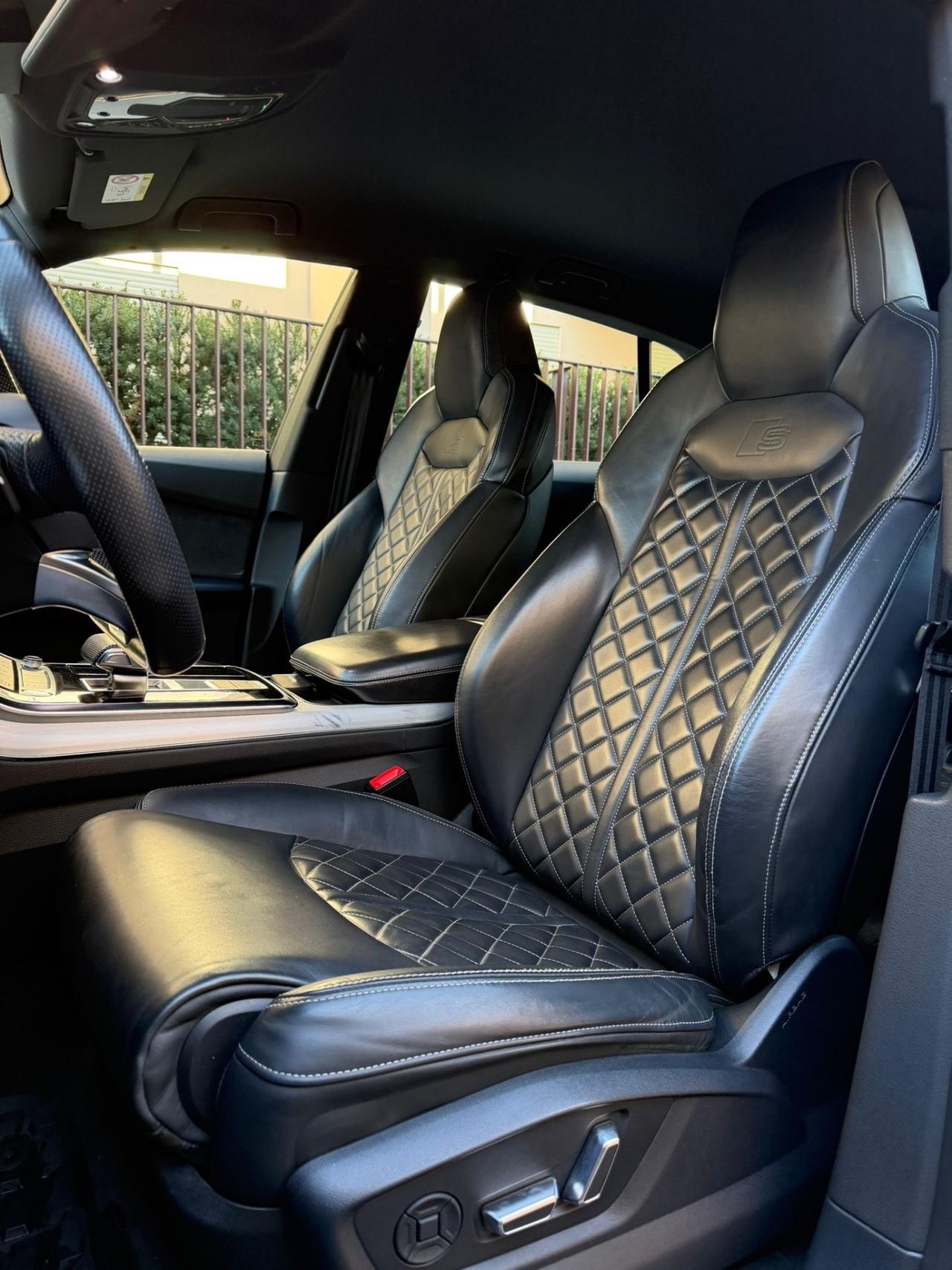 Audi Q8 45 TDI quattro tiptronic Sport