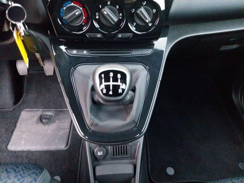 Lancia Ypsilon Ypsilon 1.2 Silver Gpl 69cv