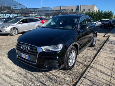 AUDI Q3 2.0 TDI 120 CV S tronic Business