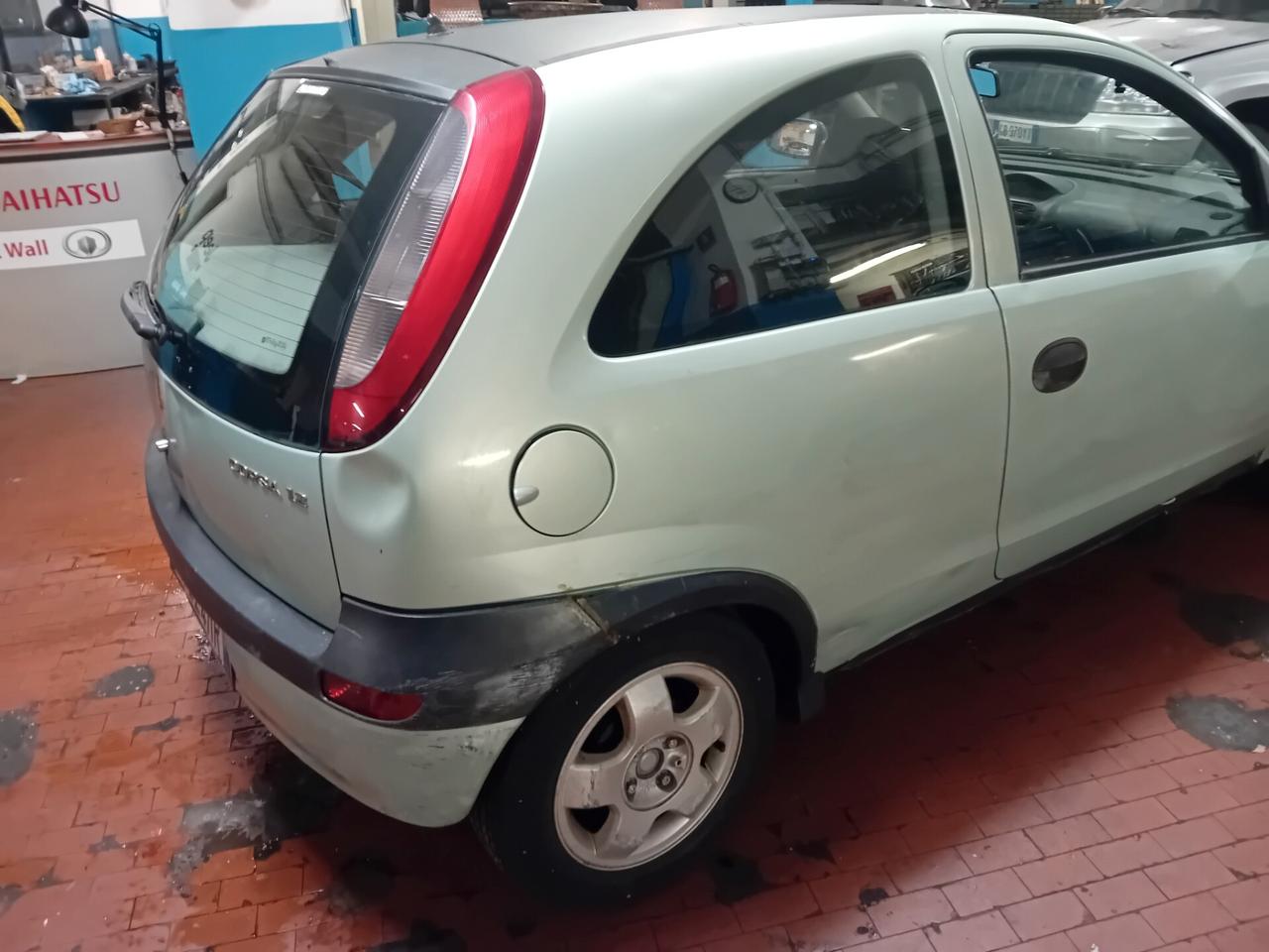 Opel Corsa 1.2i 16V cat 3 porte Elegance