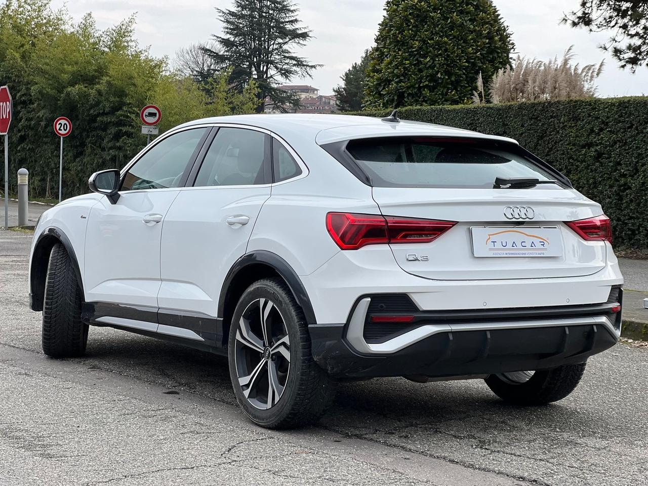 Audi Q3 S Line 2.0 35 TDI SPORTBACK