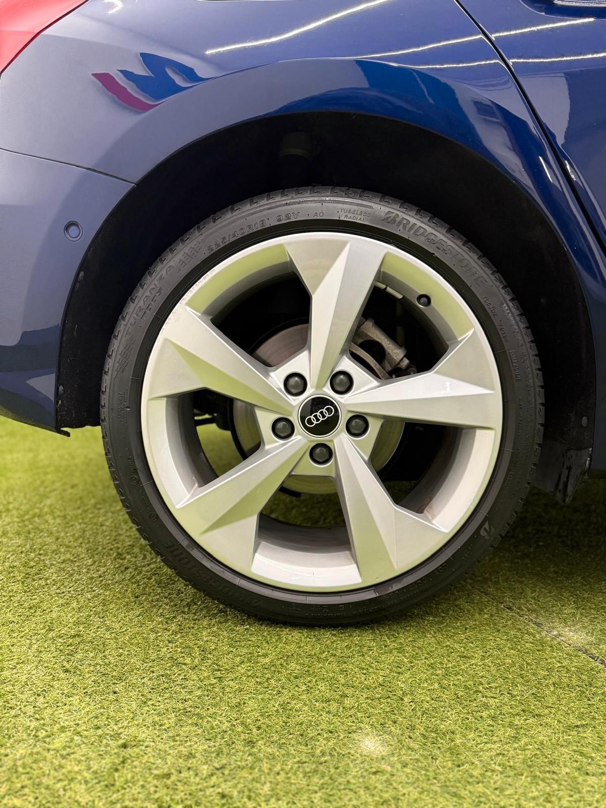 Audi A3 SPB 30 TDI Business Advanced