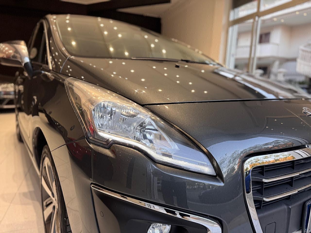 Peugeot 3008 BlueHDi Full “TETTO/NAV/RETR”