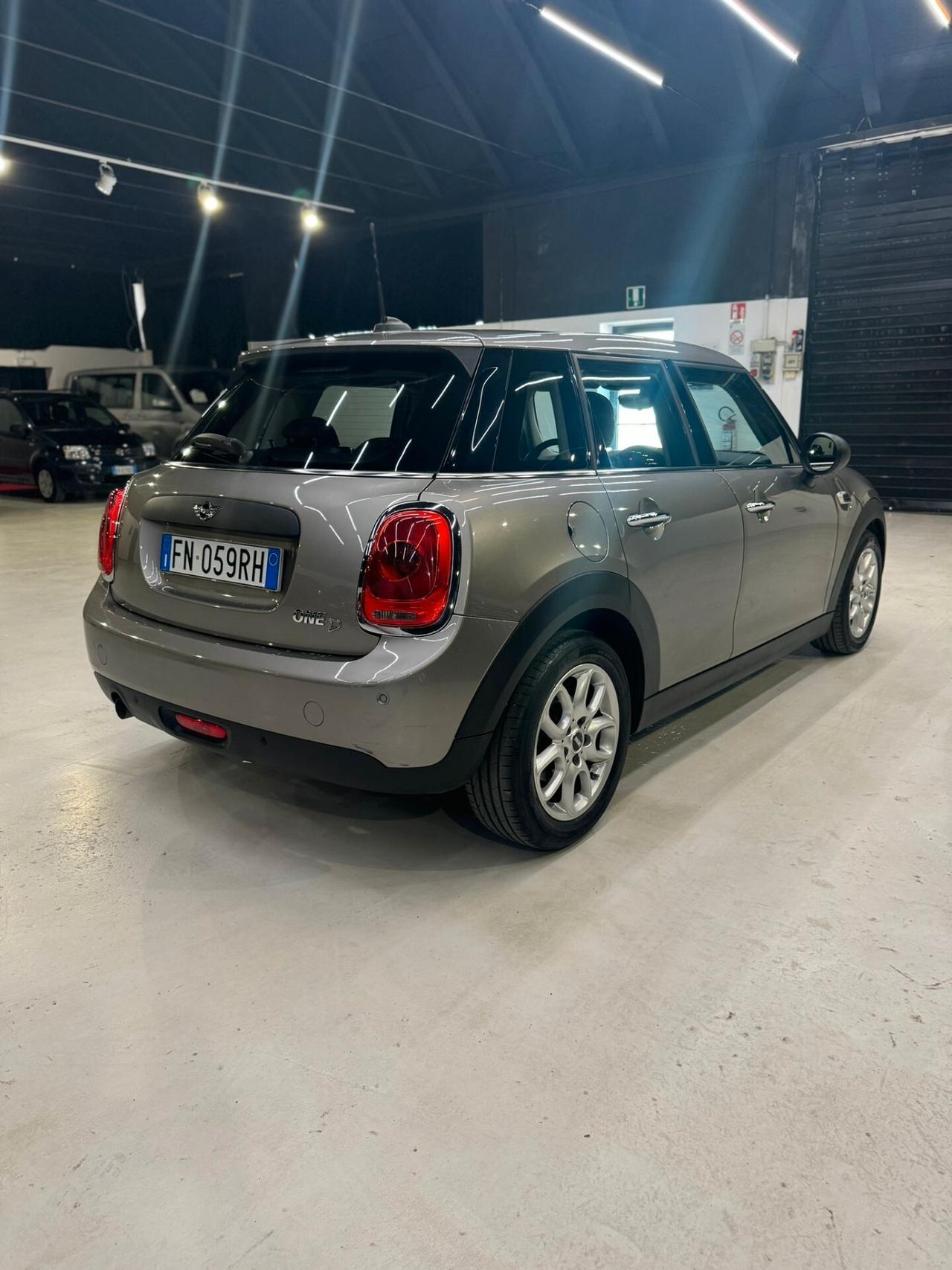 MINI COOPER NEOPATENTATI