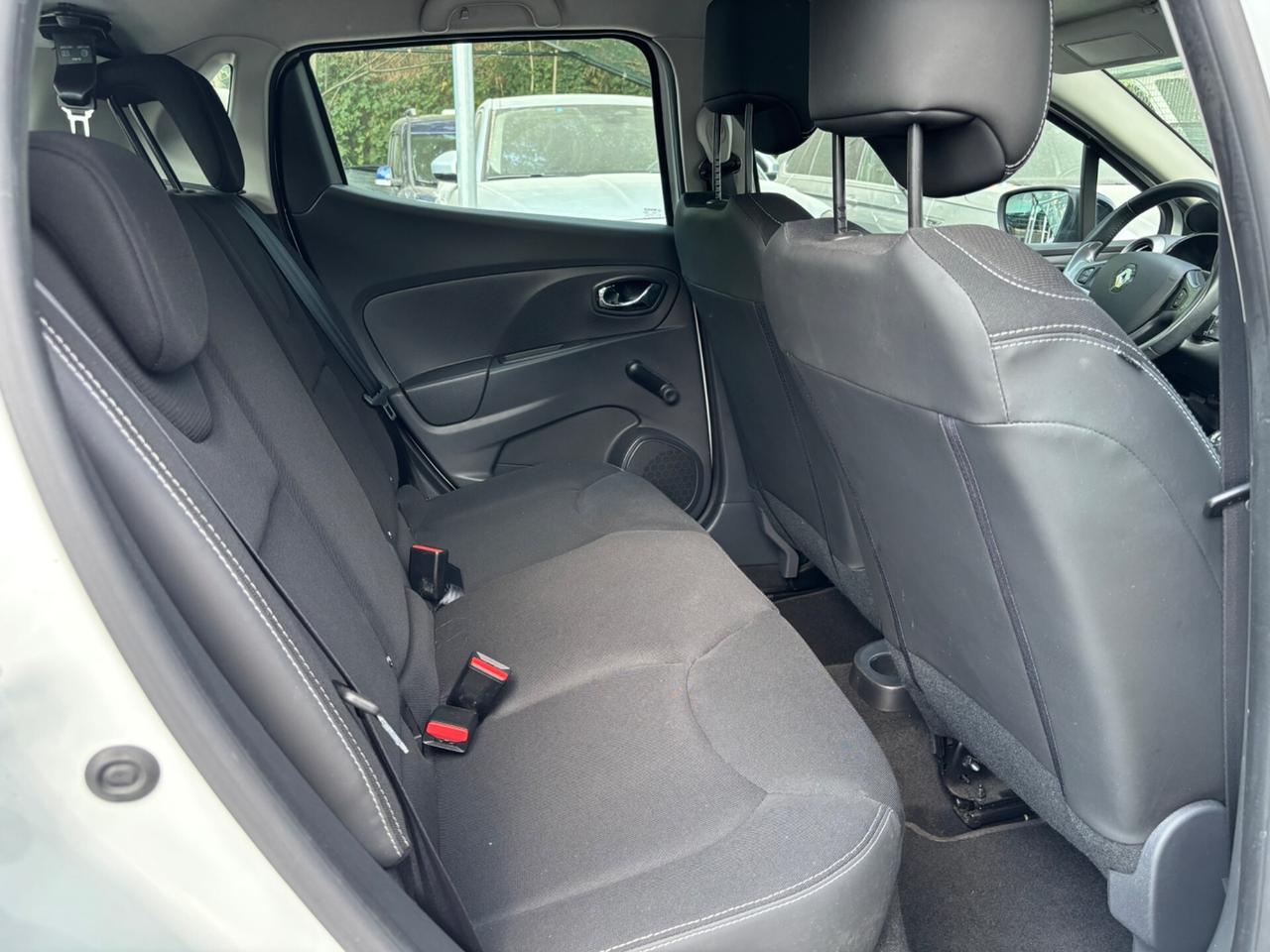 Renault Clio 1.2 75CV 5 porte Costume National