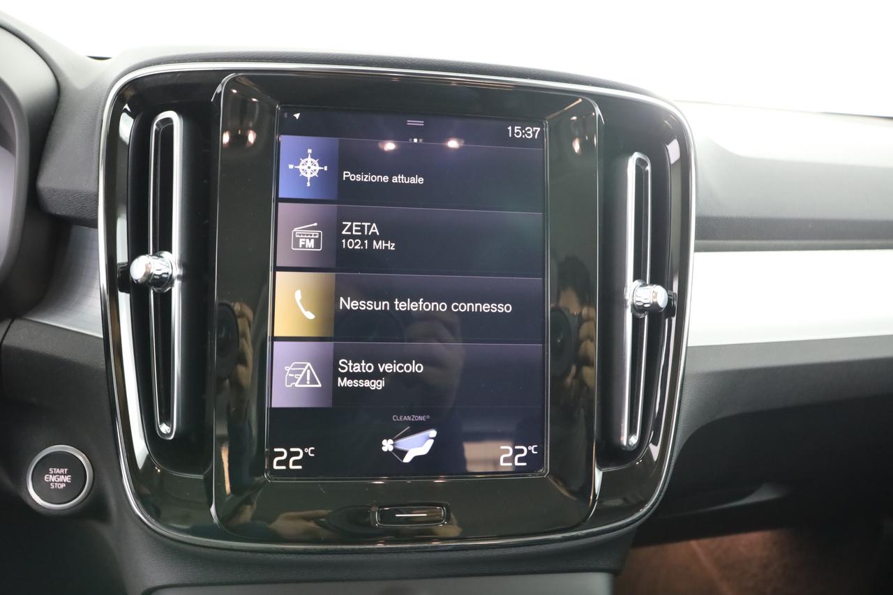 VOLVO XC40 (2017--->) XC40 D3 AWD Geartronic Business Plus/Momentum Pro