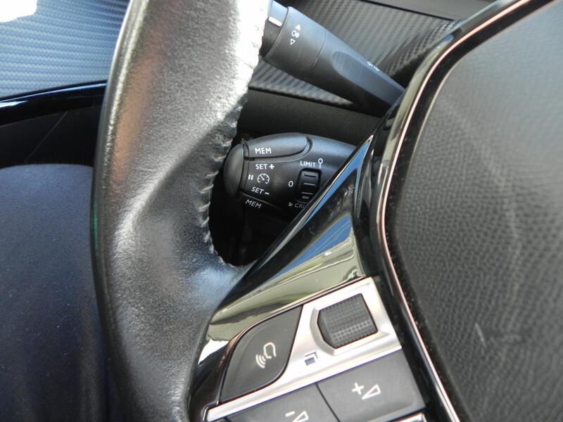 Peugeot 208 BlueHDi 100 Stop&Start 5 porte Allure Navi Pack
