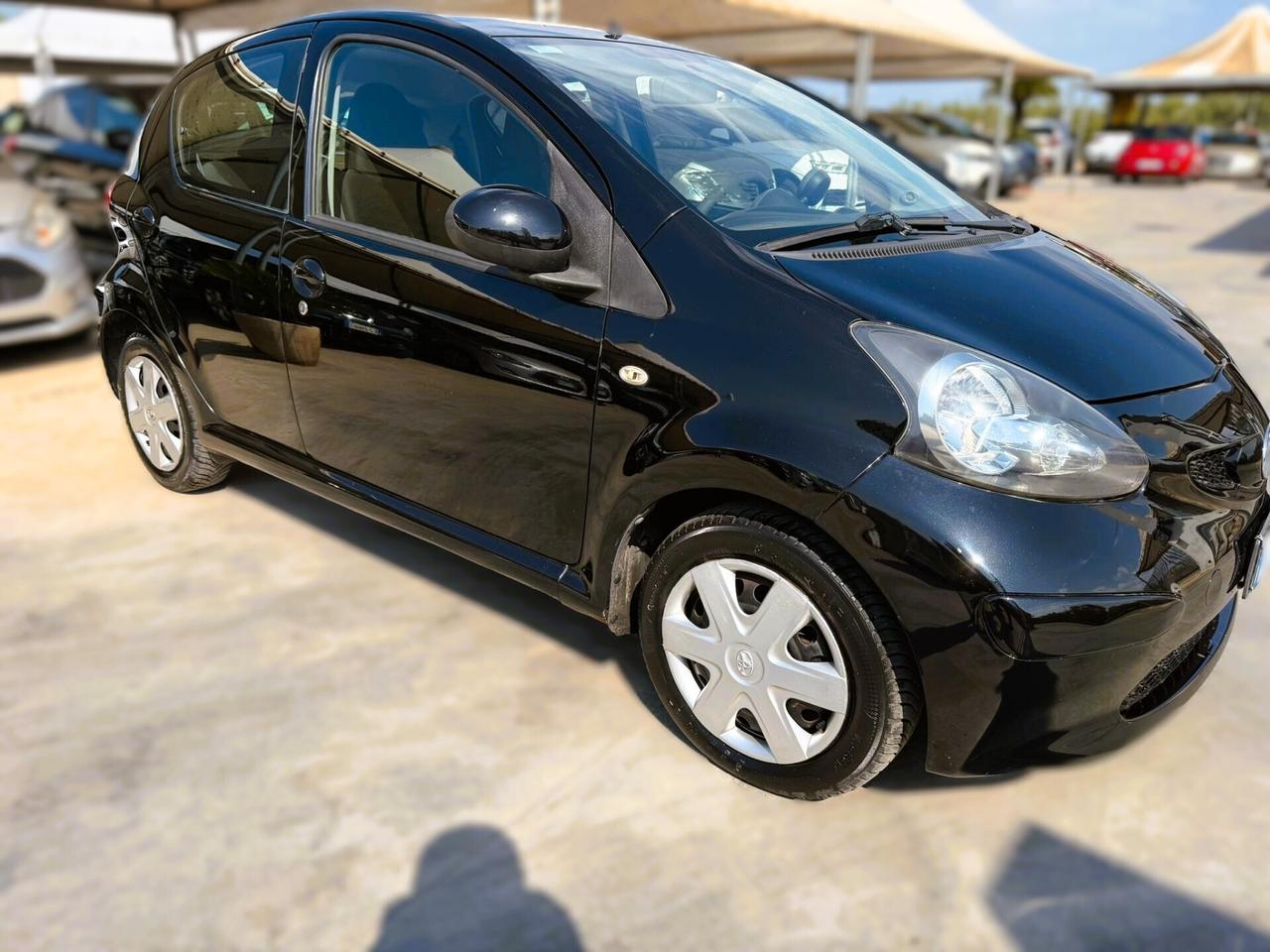 Toyota Aygo 1.0 12V VVT-i 5 porte