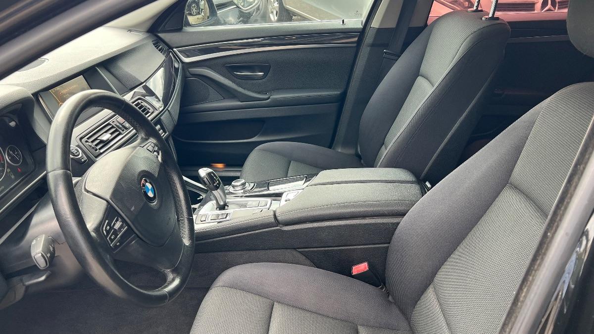 BMW - Serie 5 Touring 520d Touring Business 184cv auto E6