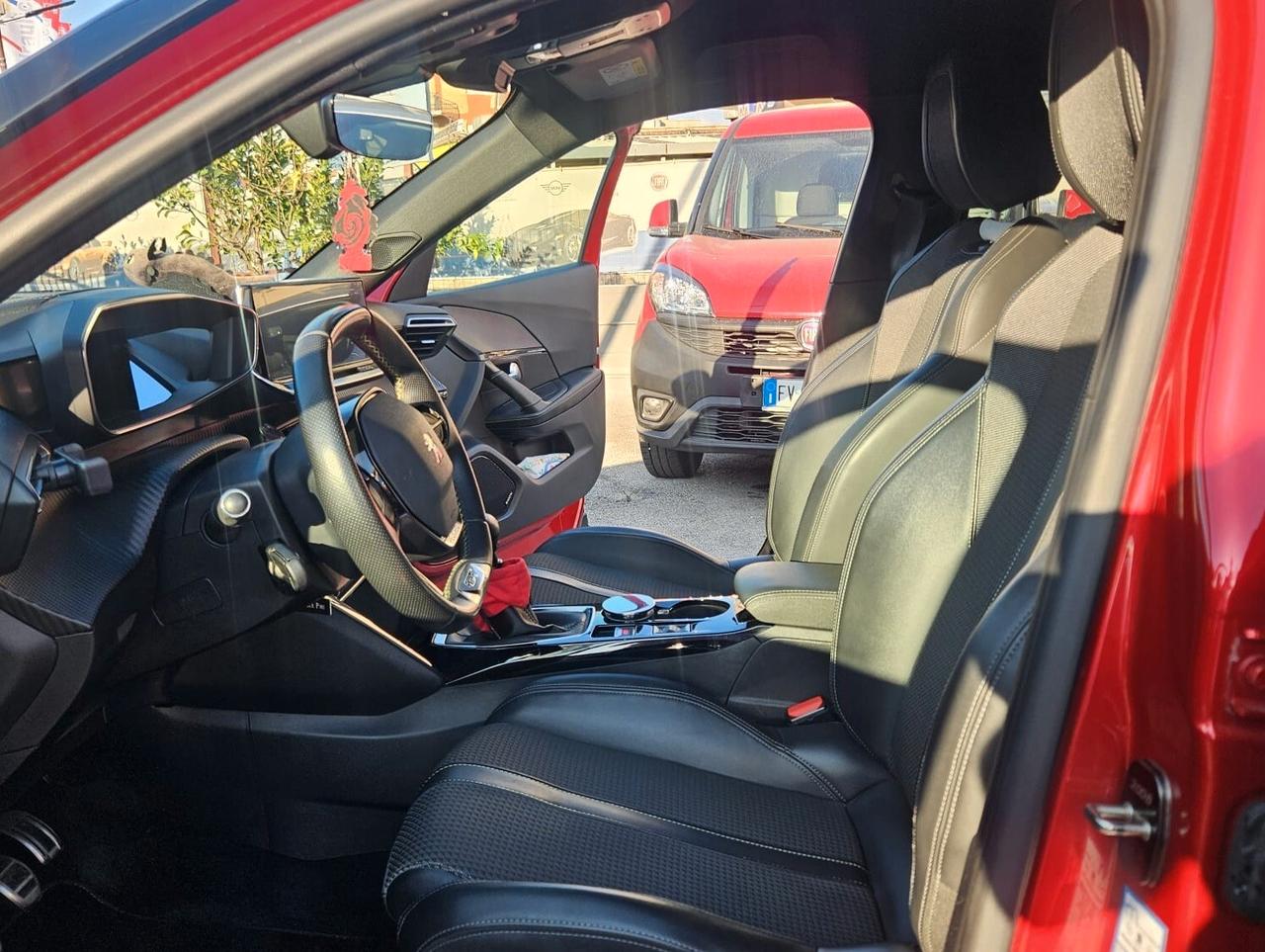 Peugeot 2008 PureTech 130 S&S GT Line