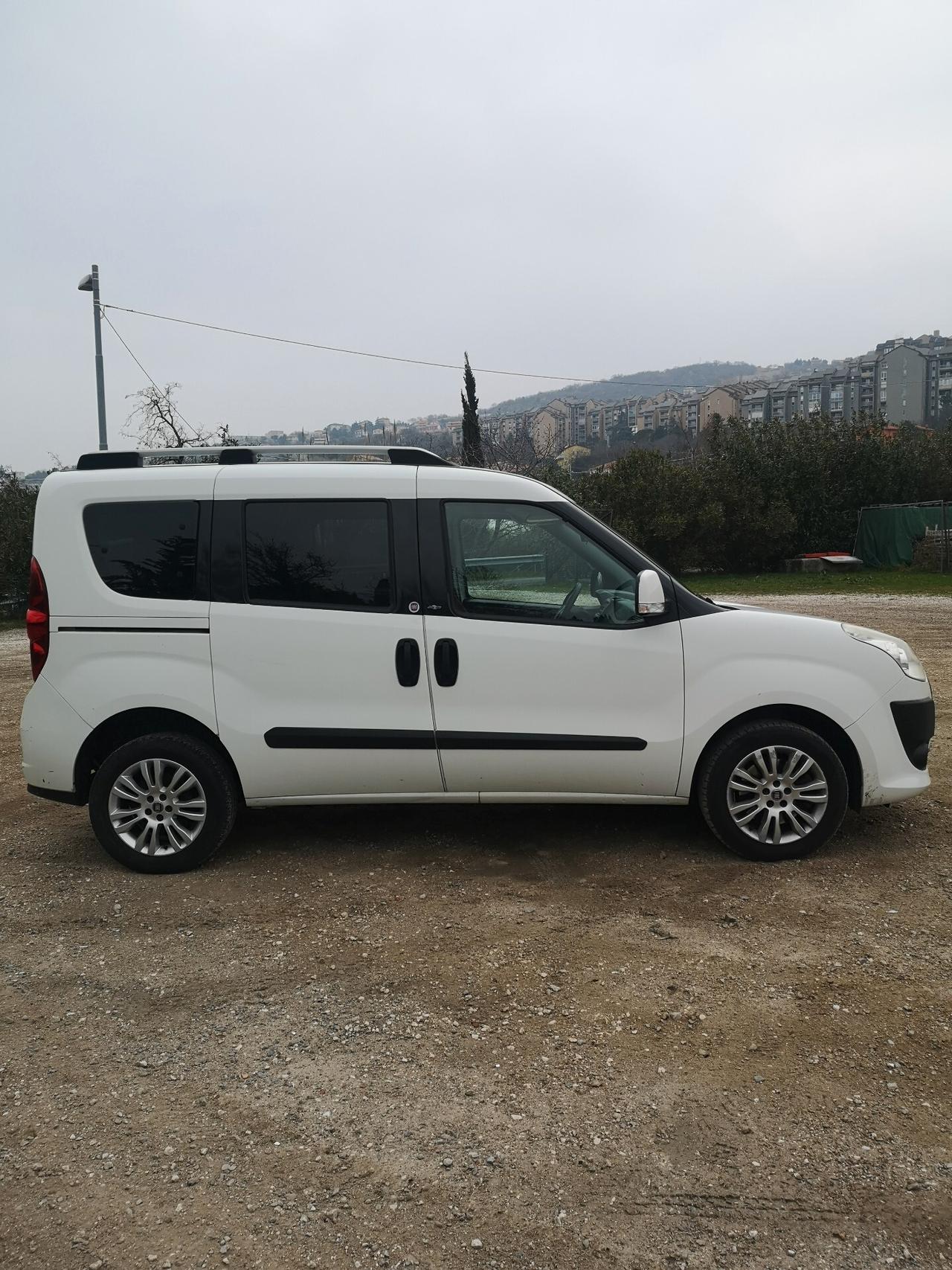 Fiat Doblo Doblò 1.4 16v 95CV - 7 POSTI