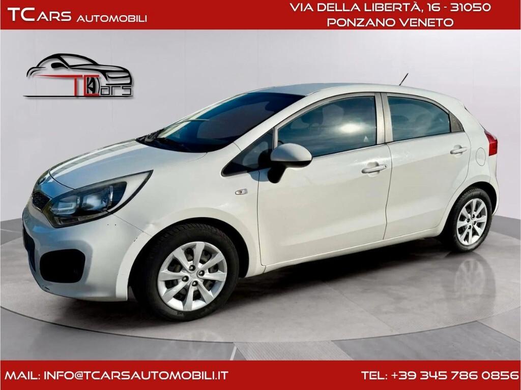 KIA RIO 1.1 - DIESEL - NEOPATENTE -GARANZIA 3 ANNI