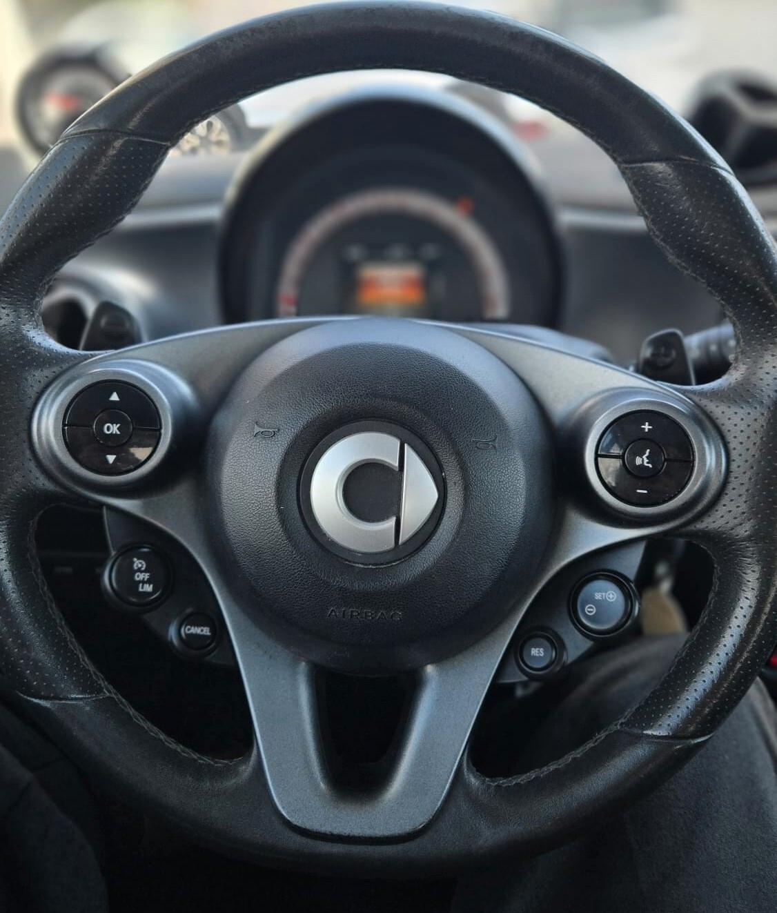 smart forTwo 1.0 Super Passion 71CV twinamic Uff Italy Tetto